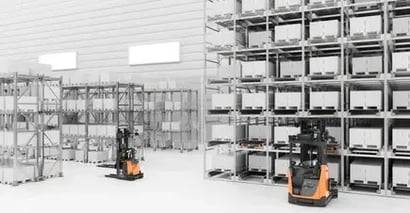 Αυτόνομα οχήματα (AGVs) σε λειτουργία σε αποθήκη με αυτοματοποιημένες διαδικασίες
